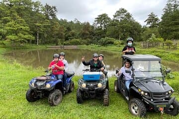 חוויה פרטית מונחית של ATV בהונדורס עם נשנושים