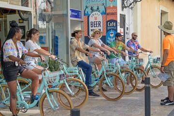 השכרה של אופניים לשעתיים באזור הקולוניאלי / סנטו דומינגו