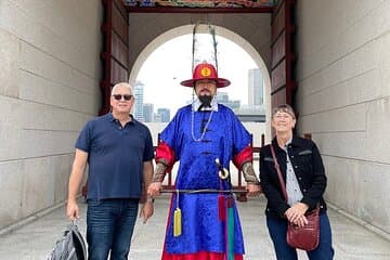 Best Seoul City Tour (Gyeongbokgung Palace,Insadong,Namsan Tower)