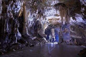 Postojna Cave & Predjama Castle - Private & Relaxed Experience