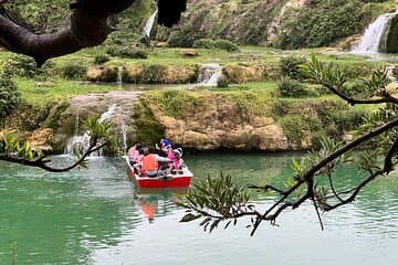 סיור הרפתקאות במפלי וחלוקי מים חאריף סללה