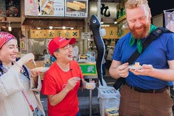 טוקיו: שוק הדגים צוקיג'י עם טעימות מזון וביקור במקדש.