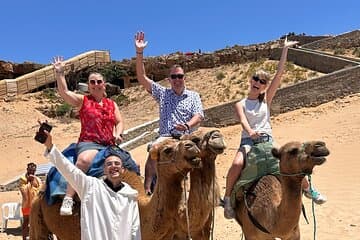 סיור יום מלא פרטי בתנג'יר כולל רכיבת גמל