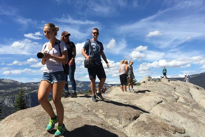סיור ביוסמיטי ונקודת קרחון מלוס אנג'לס באמטרק