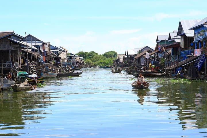הפלגת שקיעה על נהר המקונג מפנום פן