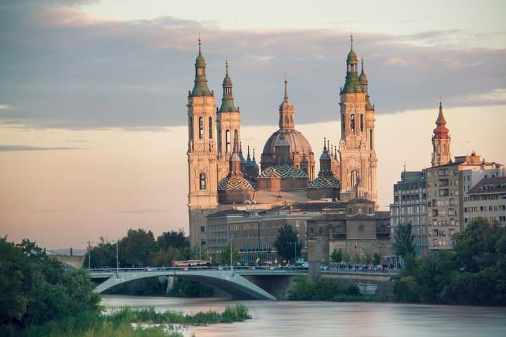 Zaragoza Private Walking Tour with a Local