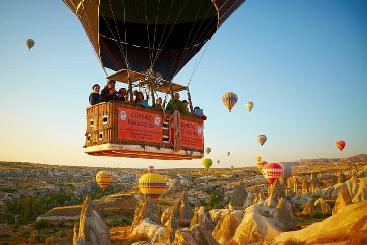 Sunrise Hot Air Balloon Flight Over Göreme & Fairy Chimneys