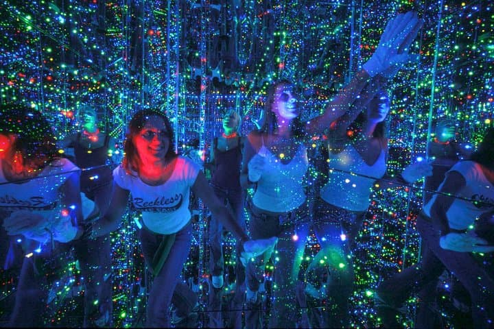 אטרקציית אינסוף - כניסה