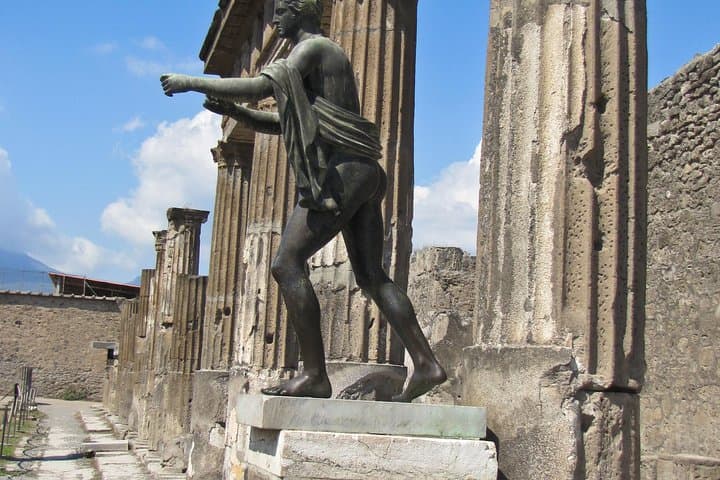 Explore Pompeii Half Day Highlights Tour with Pickup from Naples