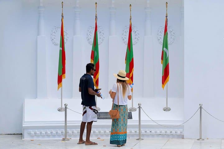 סיור הליכה של 4 שעות בנקודות השיא של Malé