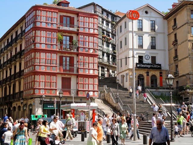 Bilbao Historical Small Group Tour