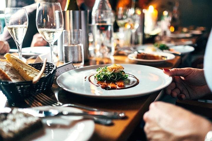 ViP Optional Effective Nile River Dinner Cruise in Cairo 