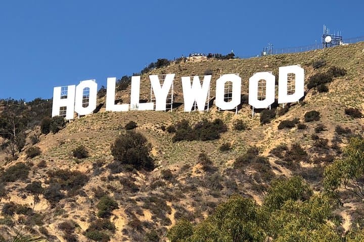 סיור בן יום באתרים האייקוניים של לוס אנג'לס, הוליווד, בברלי הילס, חופים ועוד