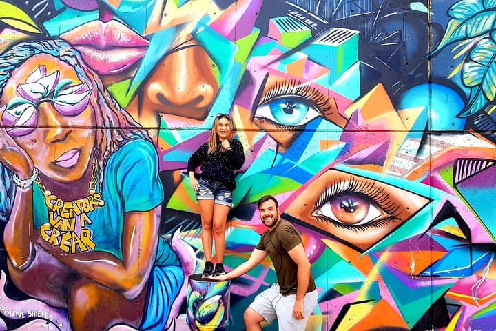 סיור גרפיטי קומונה 13 עם אוכל רחוב