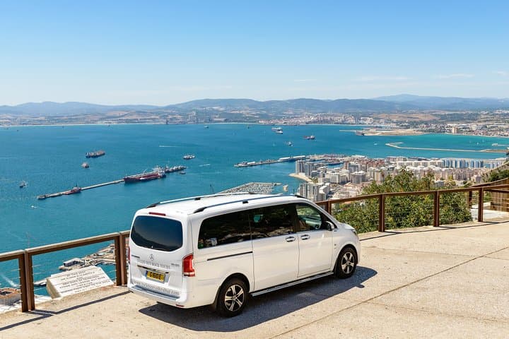 סיור בינוני בגיברלטר פנים על חוץ 3.30 שעות