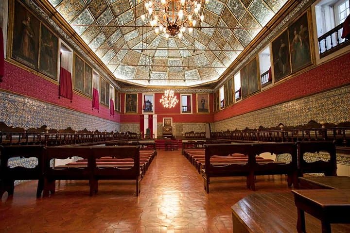 סיורים מודרכים באוניברסיטת קוימברה ללא תור