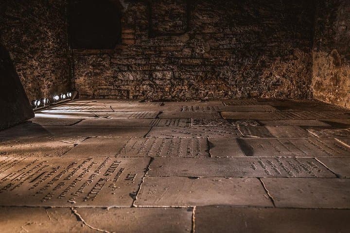 סיור תת קרקעי האולטימטיבי של עיר המלכה