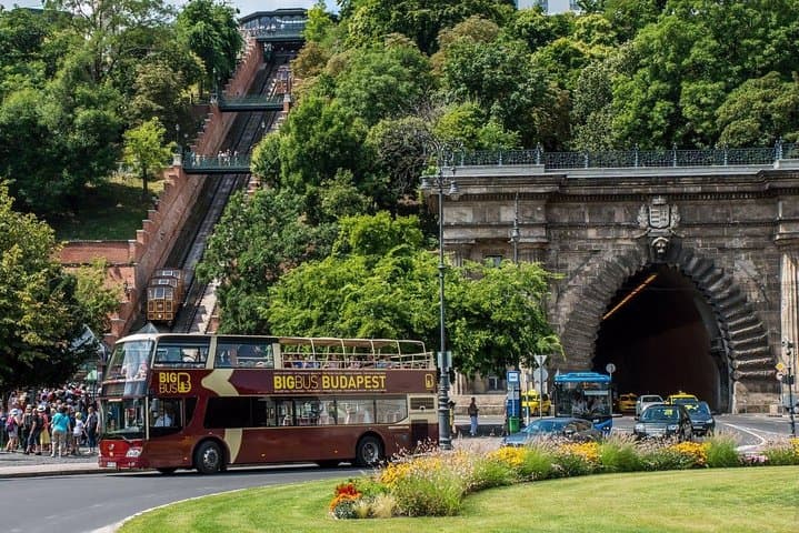 Big Bus Budapest Hop-On Hop-Off Bus, River Cruise & Walking Tour