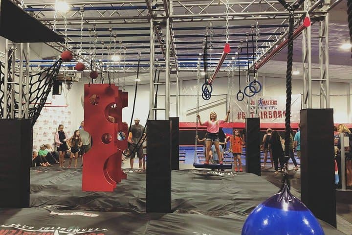 פארק הכיף Jumpmasters OBX