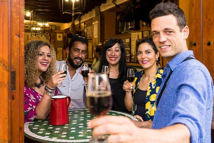 סיור סיבוב הטאפאס בסביליה של Food Lover Tour