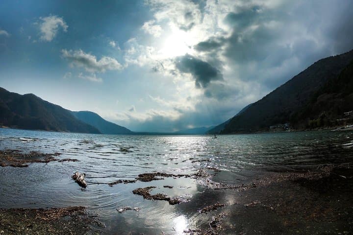 סיורים פרטיים מודרכים באזור הר פוג'י באנגלית - טבע קרוב, שקט ואישי.