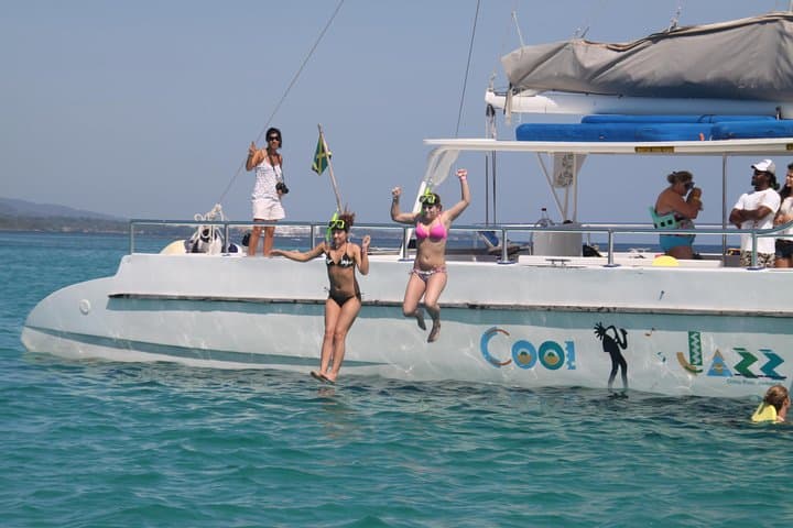 שייט מסיבות למפלי דאנן עם שנירקול בג'מייקה