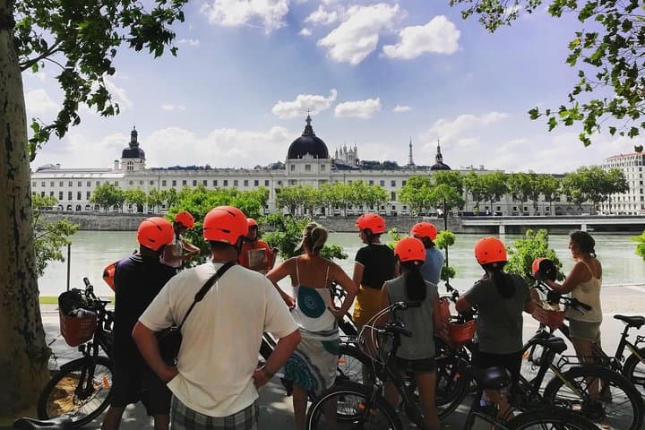4h Complete Lyon Experience: E-Bike, Food Tasting & Old Town Walk