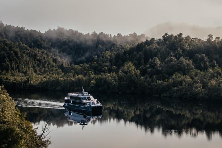 שייט ערב לארוחת ערב