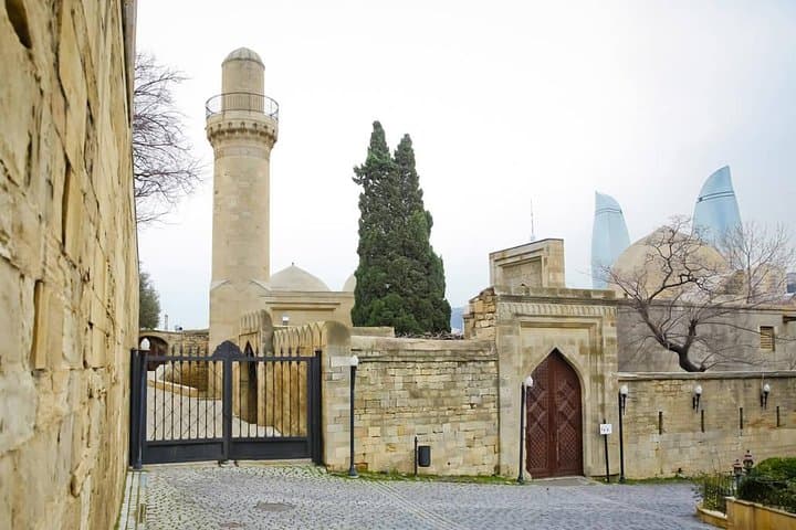 סיור בעיר העתיקה של באקו