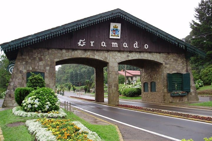 Private Transfer DE Porto Alegre to Gramado and Canela-RS