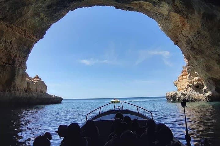 סיור במערות בנגיל מפורטימאו