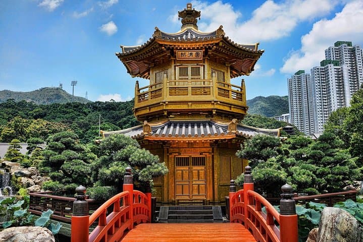 Half-Day or Full- Day Private Custom Walking Tour of Hong Kong