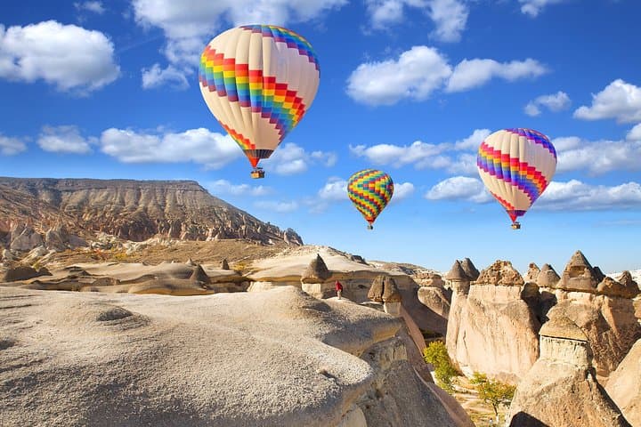 Cappadocia Dream: 2-Days Tour from Istanbul & Balloon Ride Option