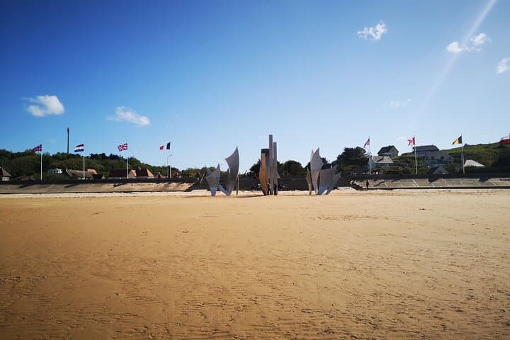 סיור חצי יום באתרים האמריקאיים של יום D בנורמנדי מביוג