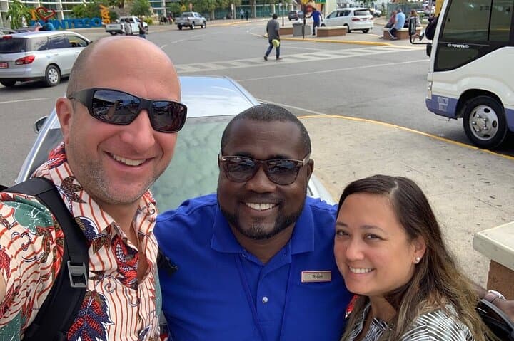 העברת פרטית מנמל התעופה למלונות מונטגו ביי