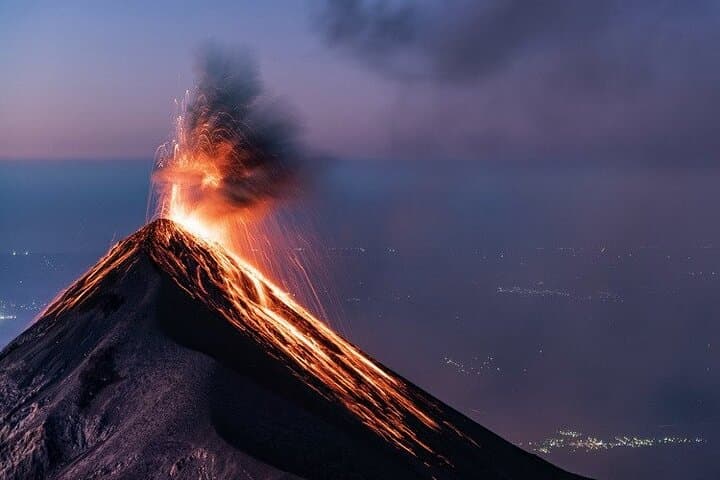 Acatenango Volcano Overnight Tour