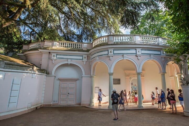 שייט סירה מלוזאן לאביאן