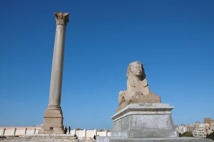 סיור מודרך יום בולטים פרטיים באלכסנדריה