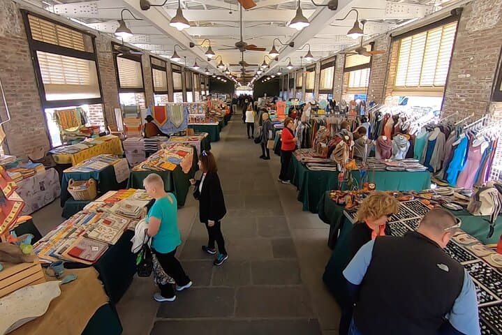 טיולי יום לשרלוטון#7 ראה את פורט סאמר, סיור בעגלה, ארוחת צהריים ועוד