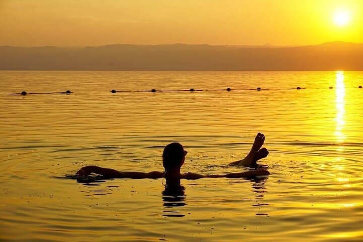 Reliable & Comfort Door-to-Door Private Transfer Petra ⇆ Dead Sea
