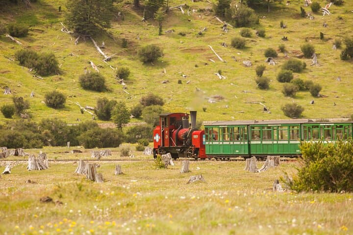 סיור מודרך לפארק הלאומי וטיול רכבת סוף העולם