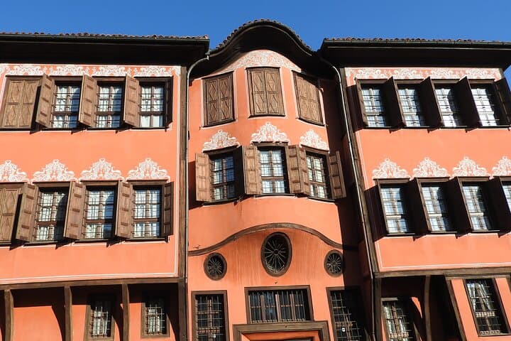 סיור יום שלם בקבוצה קטנה מפלובדיב לסופיה עם איסוף.