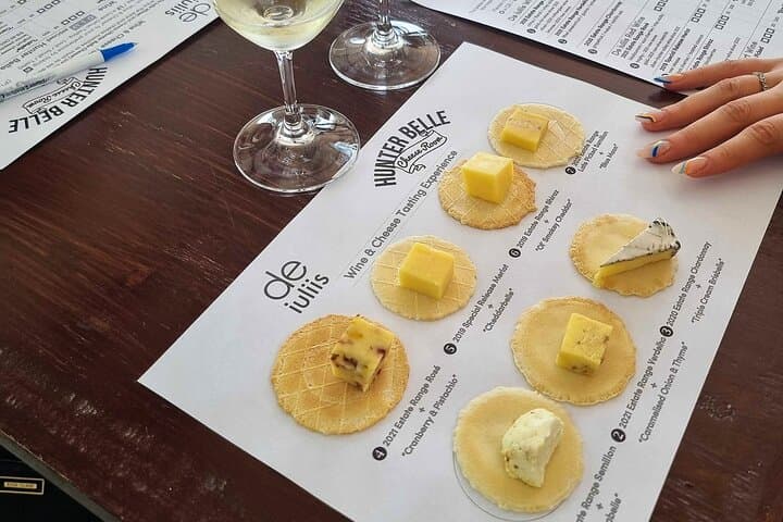 Small Group Hunter Valley Wine Tour w Lunch, Gin, Cheese & Choc