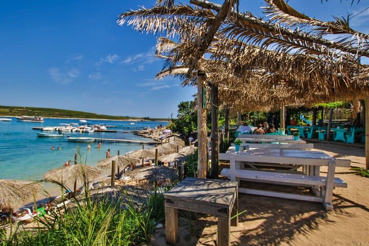 טיול סירה מלא של ארכיפלג מדולין ממדולין