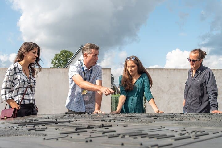 Berlin: Sachsenhausen Concentration Camp Tour in English