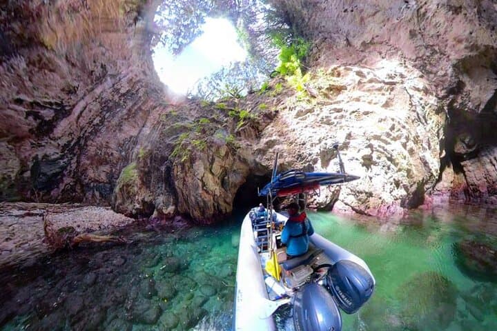 הרפתקאות במערות הים בקורומנדל