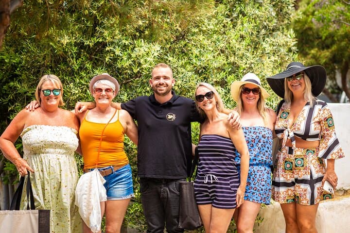 סיור וטעימת יינות בארץ מיקון