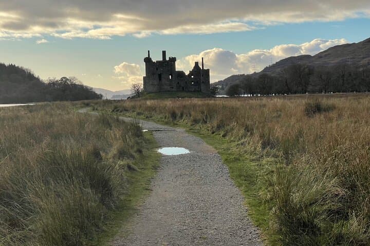 סיור היסטורי פרטי של יום שלם בגלנכול מאובאן.