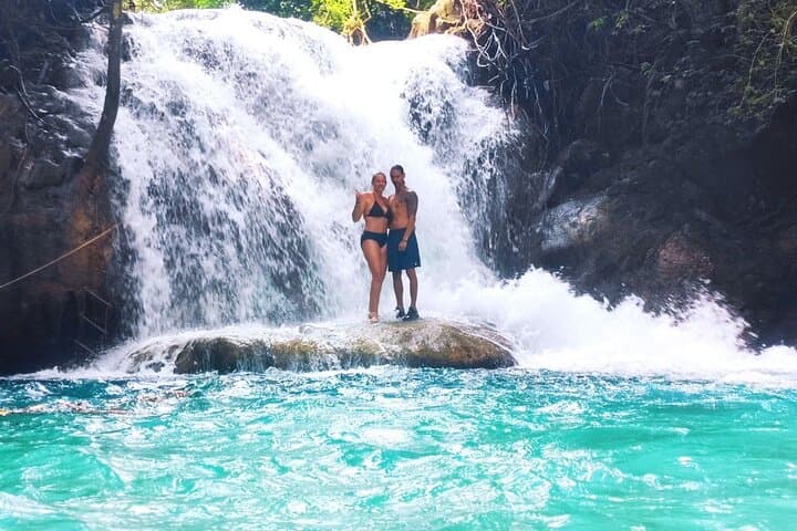 סיור למפלי קופליטליה הקסומים מהואטולקו עם כניסה כלולה