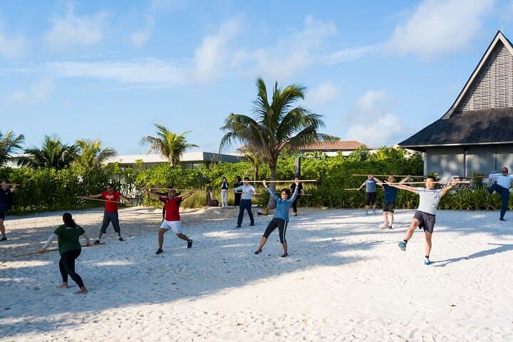 שקיעה דונג מקל על החוף